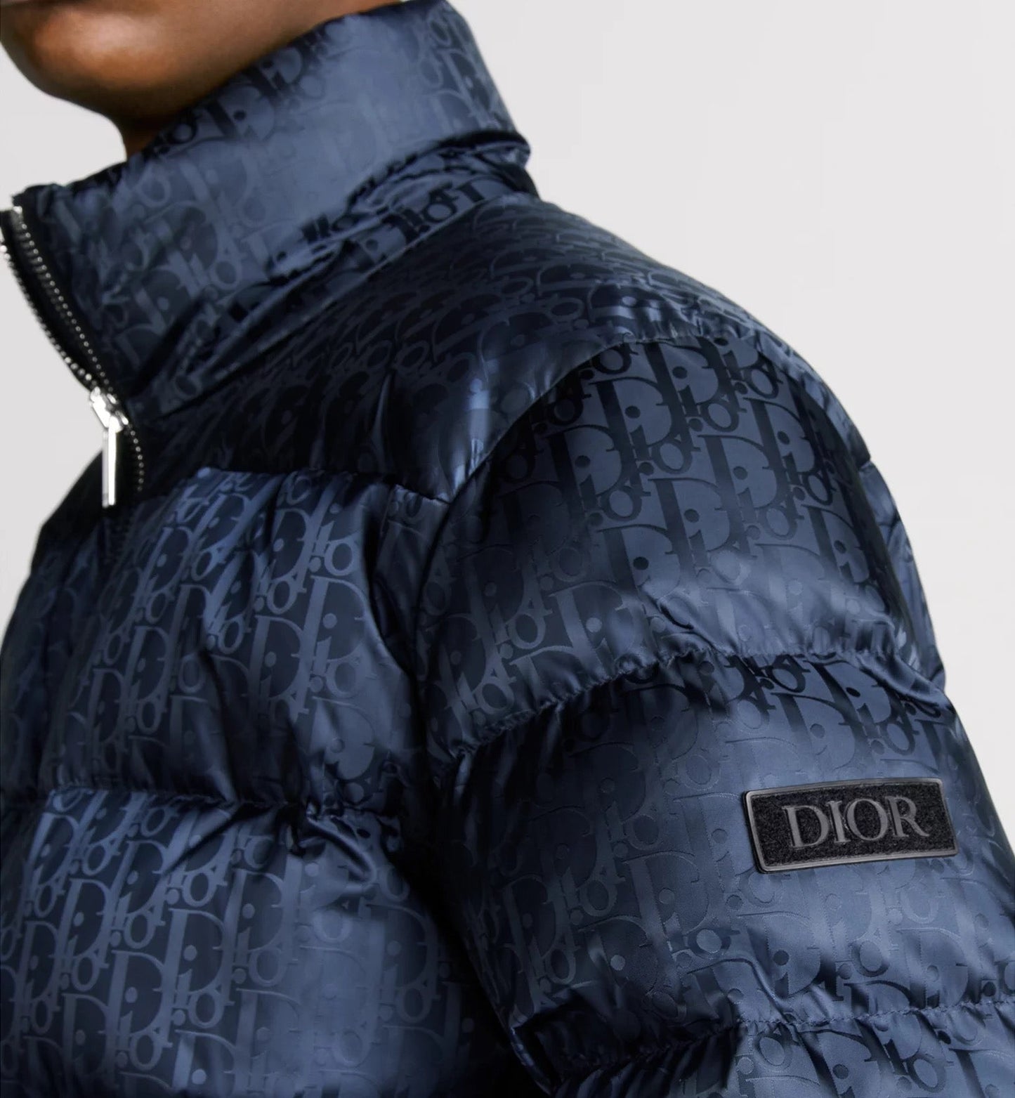 "D" Oblique Puffer Blau